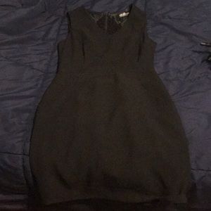 Knee-length Black Dress